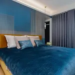 Elegant Seaview Penthouse 3br Ensuite Luxury Retreat With Sauna And Free Parking Tallinn