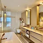 Elegant Seaview Penthouse 3br Ensuite Luxury Retreat With Sauna And Free Parking * Tallinn
