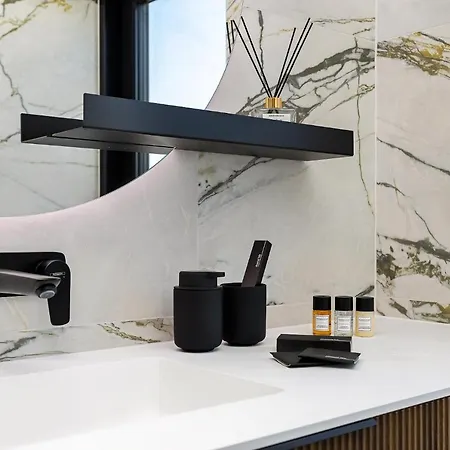 Elegant Seaview Penthouse 3br Ensuite Luxury Retreat With Sauna And Free Parking Appartement Tallinn