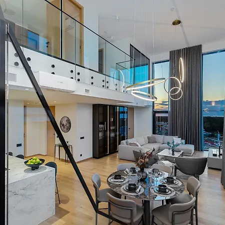 Elegant Seaview Penthouse 3br Ensuite Luxury Retreat With Sauna And Free Parking Apartament Tallin