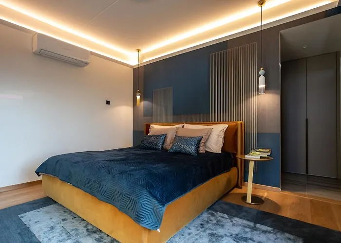 Elegant Seaview Penthouse 3br Ensuite Luxury Retreat With Sauna And Free Parking アパート