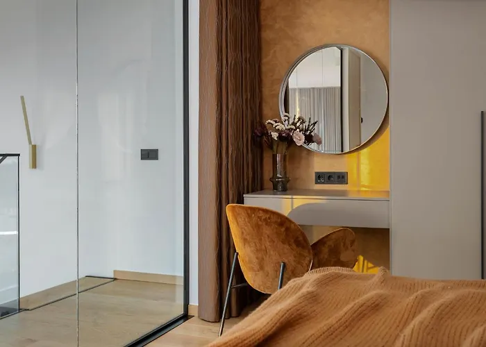 Elegant Seaview Penthouse 3br Ensuite Luxury Retreat With Sauna And Free Parking Reval