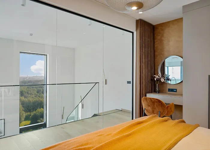 아파트 Elegant Seaview Penthouse 3br Ensuite Luxury Retreat With Sauna And Free Parking *