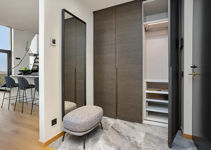 Elegant Seaview Penthouse 3br Ensuite Luxury Retreat With Sauna And Free Parking アパート タリン