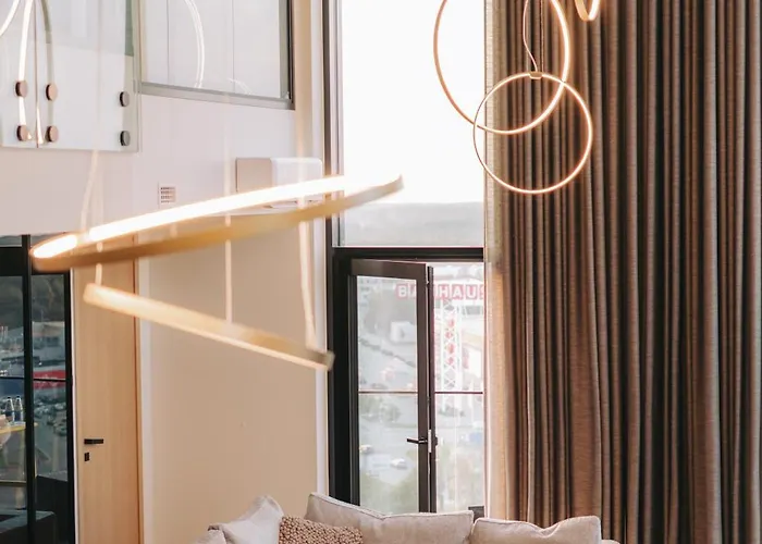 Elegant Seaview Penthouse 3br Ensuite Luxury Retreat With Sauna And Free Parking Appartamento *