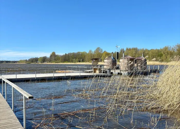 Elegant Seaview Penthouse 3br Ensuite Luxury Retreat With Sauna And Free Parking Reval