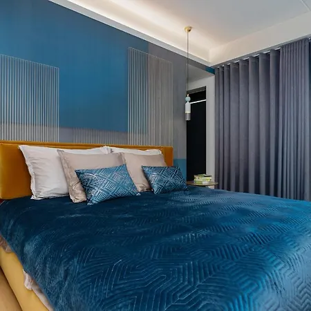 Elegant Seaview Penthouse 3br Ensuite Luxury Retreat With Sauna And Free Parking Ταλίν