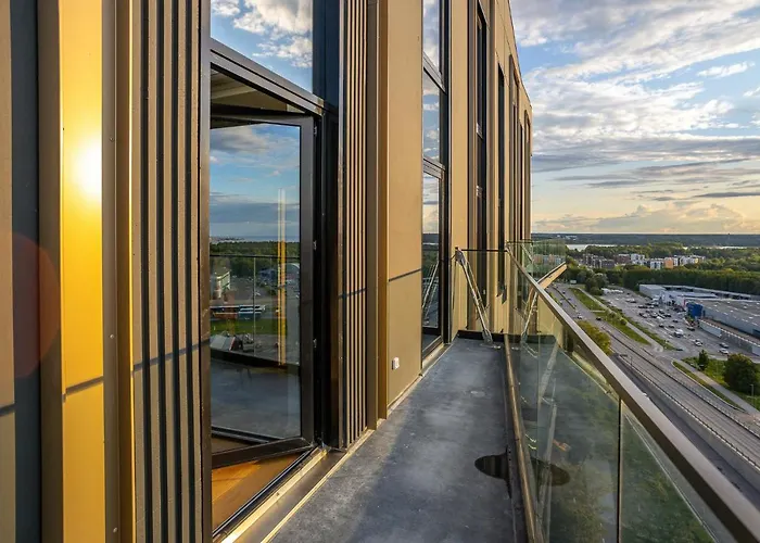 Apartmán Elegant Seaview Penthouse 3br Ensuite Luxury Retreat With Sauna And Free Parking